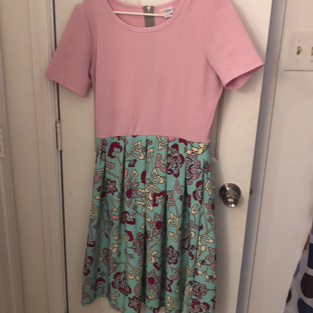 Lularoe Amelia